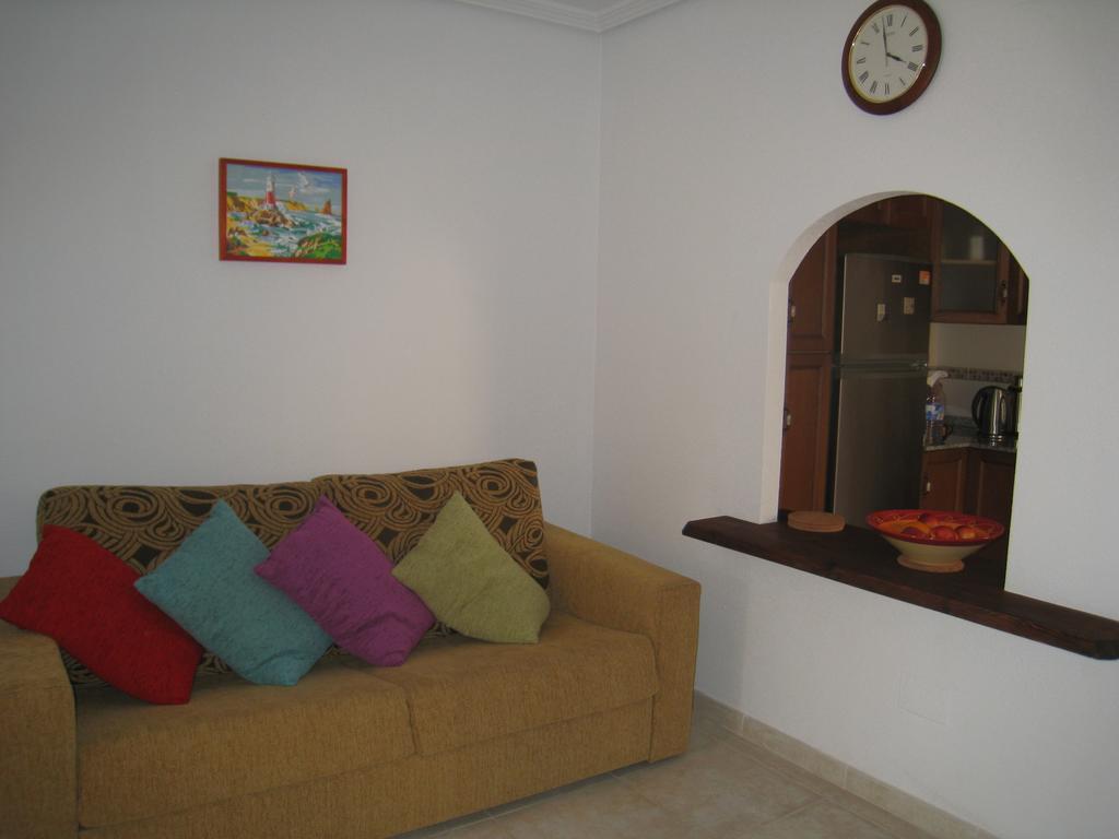Bungalow Altos De La Bahia Торевьиа Номер фото
