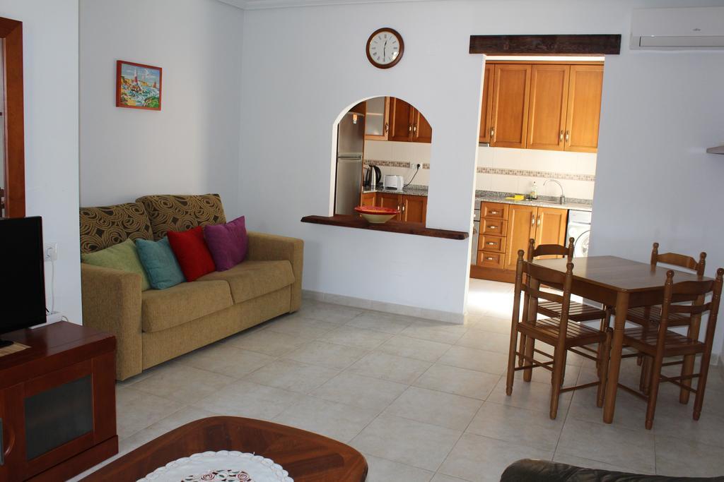 Bungalow Altos De La Bahia Торевьиа Экстерьер фото